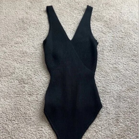 Womens Abercrombie V-neck Sweater Knit Bodysuit - Picture 1 of 5
